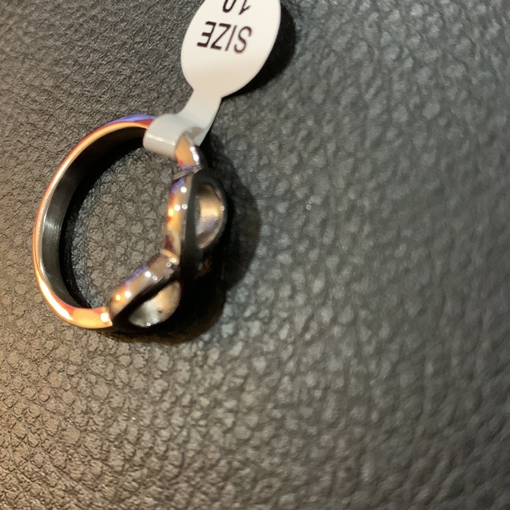 Ring - Picture 7 of 7